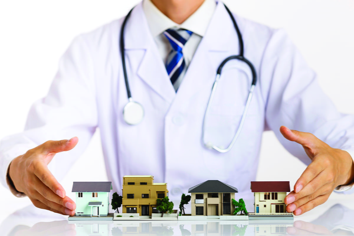 Doctor displaying models of veterinary offices