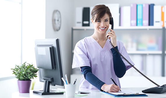 nurse-phone_CARD